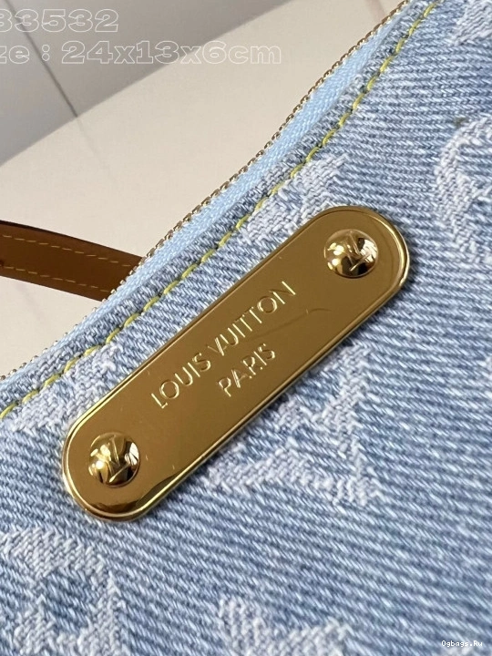 VUITTON pochette double LOUIS -24.5*13.5*6.5CM Liv 0426